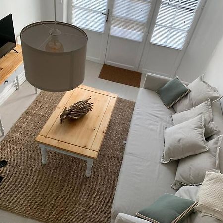 Gite La Petite Maison Guîtres Εξωτερικό φωτογραφία