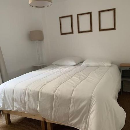 Gite La Petite Maison Guîtres Εξωτερικό φωτογραφία